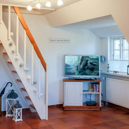 Britta Apartment *